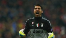 От Барселона се разминали с Буфон