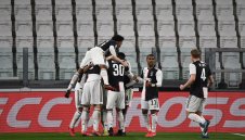 Юве скри топката на Интер