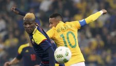 Борнемут хвърля близо 60 милиона паунда за двама латиноси