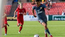 Георги Костадинов блести за Арсенал