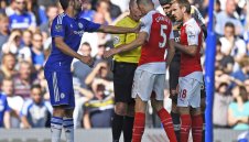 Арсенал не успя да се пребори с Челси и съдията