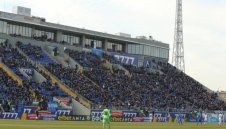 Феновете отново спасиха Левски