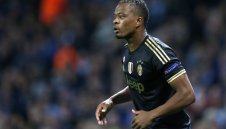 Юве иска да задържи Евра