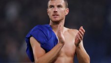 Джеко отказал много пари от китайци, не иска да мърда от Рома