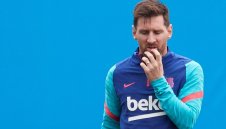 Заради Меси: Барса стартира тотална разпродажба