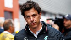 От Мерцедес: Дефицитът ни не е само в мотора