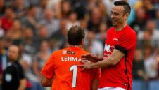 Бербатов отново съветва Ман Юнайтед: Стегнете се отзад!