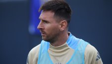 Стана ясно защо Меси търкаше пейката срещу Еквадор