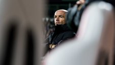 Аякс уволни треньора