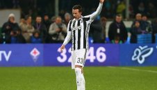 Лошо! Май ще режат коляното на Бернардески