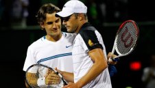 Анди Родик сложи край на серията на Федерер