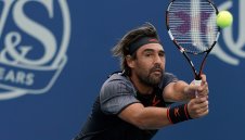 Маркос Багдатис оставя ракетата след "Уимбълдън"