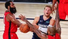 Какъв мач! 149 точки не стигнаха на Далас за победа над Хюстън