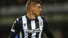 В Гърция хвалят Десподов: Станал е по-добър отзад