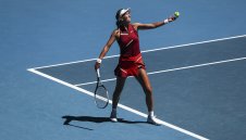 Азаренка даде само два гейма на Свитолина