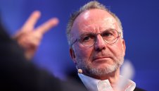 Следващите 2 години ще бъдат много тежки за Байерн