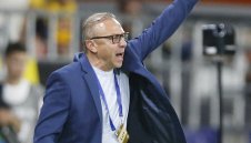 Илиан Илиев иска първо място в групата