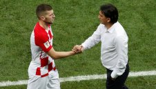 Изненада! Звезда на Хърватия загърби офертите и преподписа с Айнтрахт