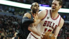 Чикаго продължава да затъва