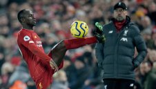 Ливърпул раздава колосални бонуси при титла 