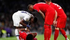 Байерн загуби Алаба за дълго време