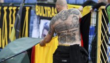 Бултраси обидиха Македония и блокираха магистрала 