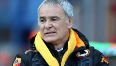 Раниери негодува от датата на реванша