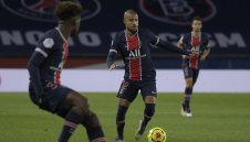 Обича ли парите? Рафиня смени ПСЖ с... катарци