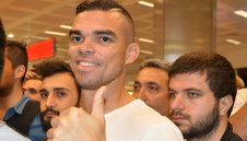 Пепе ще прибере близо 10 милиона евро за 2 години в Бешикташ