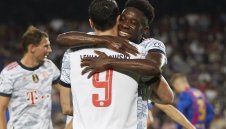 Странно: Флорентино Перес иска Левандовски в Барса