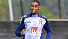 Слот разкри, че Исак ще бъде и пейка в Ливърпул