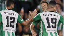 Легенда на Бетис: Лудогорец ни накара да страдаме!