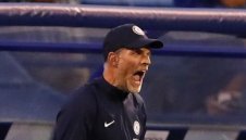 Заради Челси: Гонят Тухел от Острова