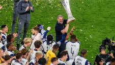 Постекоглу разкри бъдещето си след триумфа на Тотнъм