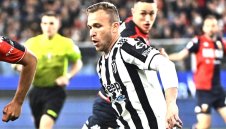 Няма обич, но не късат: Юве и Артур са странна двойка