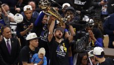 Голдън Стейт отново е на върха! Уориърс са шампиони в НБА за 7-и път 