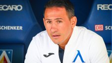 Левски с Ники Михайлов и Горанов във Враца