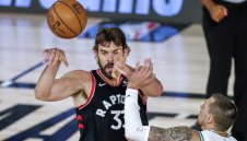 Още един Гасол идва в Лейкърс