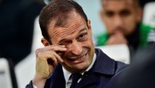 Алегри с условия към Юве: Аз или Дибала! 