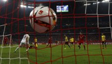 ОБЗОР: Бундеслига, осми кръг