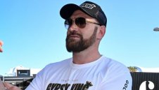 Тайсън Фюри може да победи едновременно Усик и Джошуа