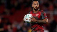 Венгер задържа Уолкът в Арсенал с хитър ход 