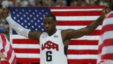 Джеймс подобри рекорд на Дейвид Робинсън