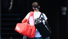 Контузия спря Гришо за Сингапур