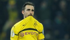 Снайперист като резерва и спънат кон като титуляр