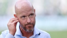 Тен Хаг критикува Леверкузен за уволнението му