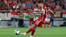 Собослай мина медицинските прегледи в Ливърпул