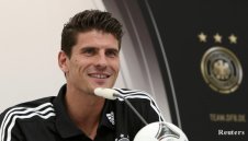 Марио Гомес резерва срещу Холандия?