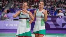 Сестри Стоеви са на 1/4-финал в Париж!