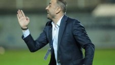 В Кипър бият шута на Петев в края на сезона